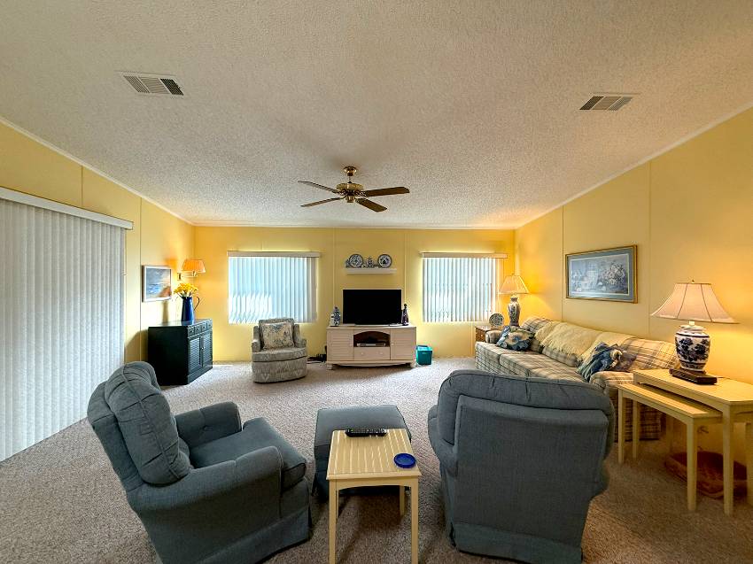 1124 48th Ave a Bradenton, FL Mobile or Manufactured Home for Sale